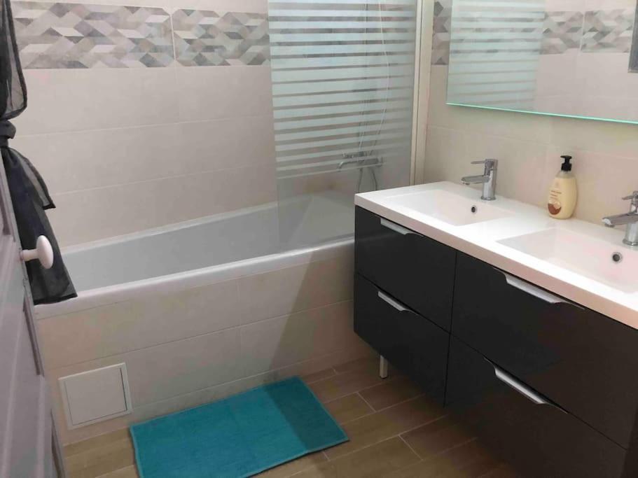 Appartement Spacieux Centre Ville Rivesaltes Eksteriør billede